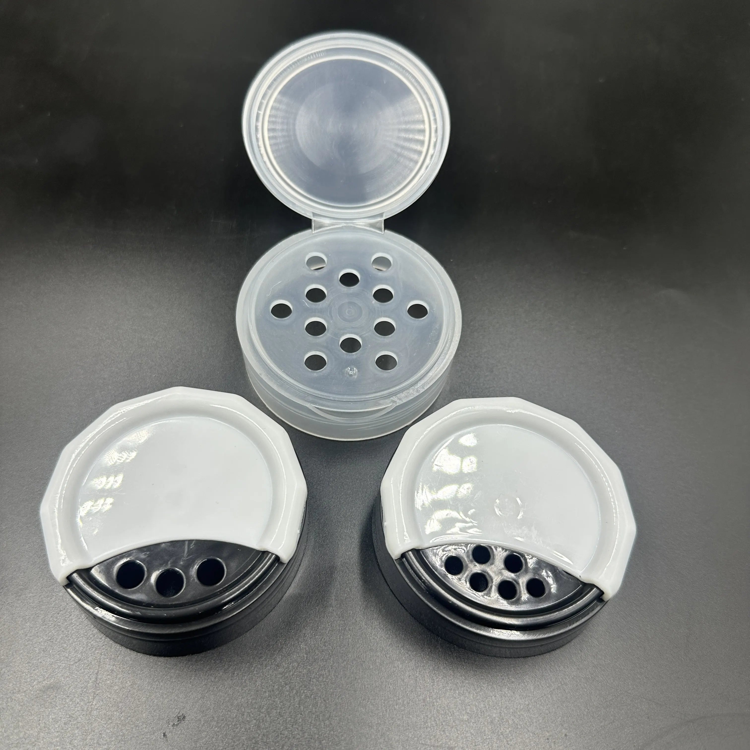 Plastic Spice Container Cheap Plastic Spice Flip Top Cap Seasoning Jar with Full Open Shaker Lid Seasoning Dispenser Caps