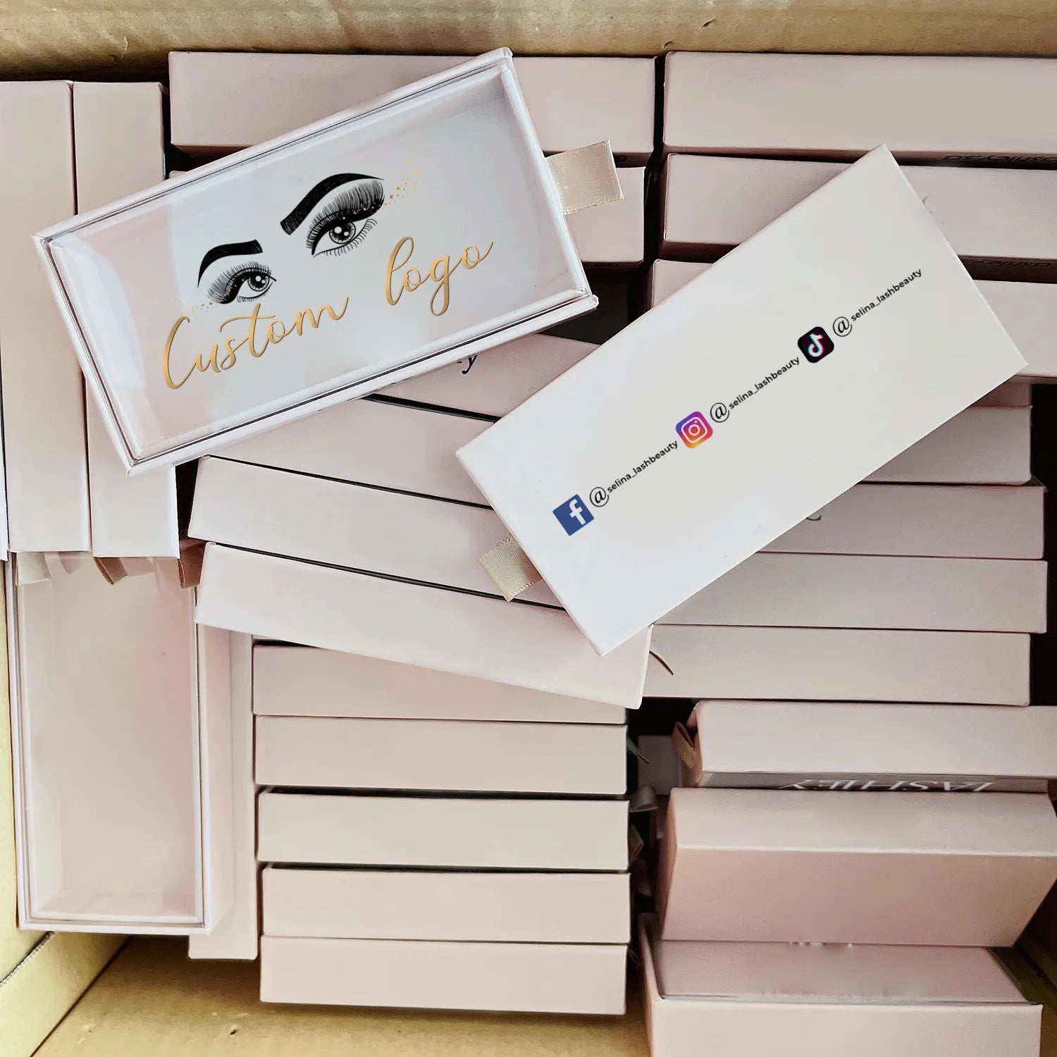 2024 New Nude Eyelash Boxes with logo Lashbox Packaging Private Label Pvc Brown Drawer Lash case Eyelash Packaging Wholesale