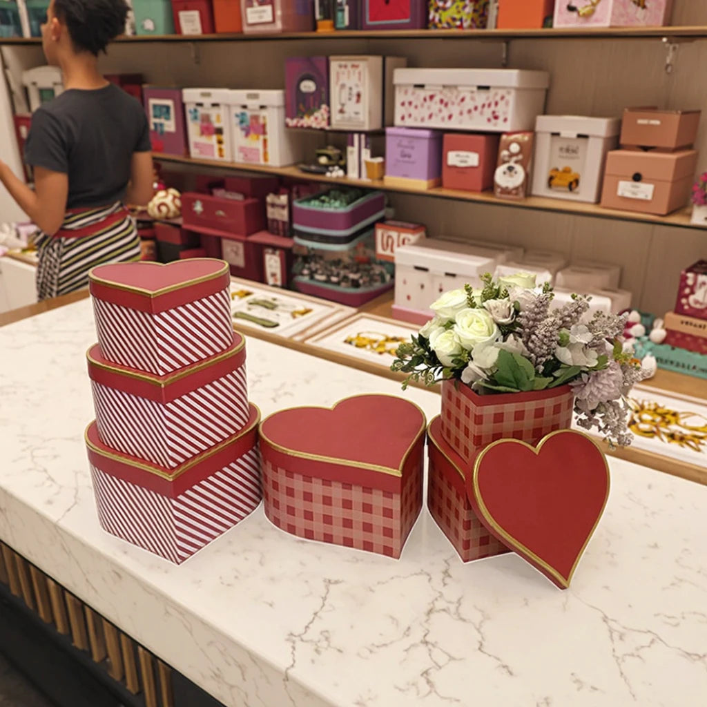 High Quality Heart Box 3 Piece Set Customizable and In-Stock Heart Packaging Gift Box with Embossing and Matt Lamination