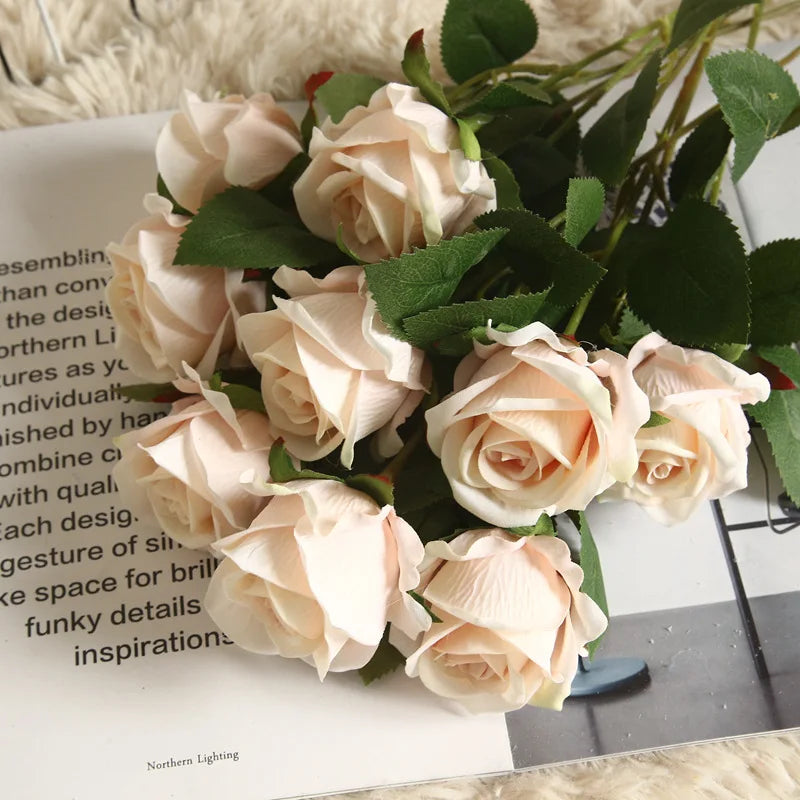 SZ0401 Wholesale Faux Red Champagne Flower Roses Silk Velvet Rose Flower Artificial Velvet Rose for Diy Wedding Decoration