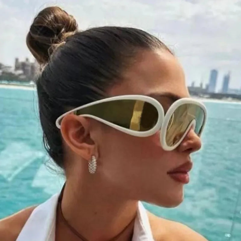2024 Custom logo One Piece Brown Glasses Sunglasses Women Thick Sun Glasses for Female Men Vintage Eyewear Oculos