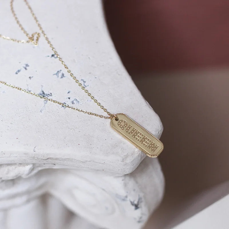 Tarnish Free Wholesale Rectangular Women Queen Pendant 18K Gold Custom Bar Necklace Engraved PVD Rhodium Stainless Steel Party