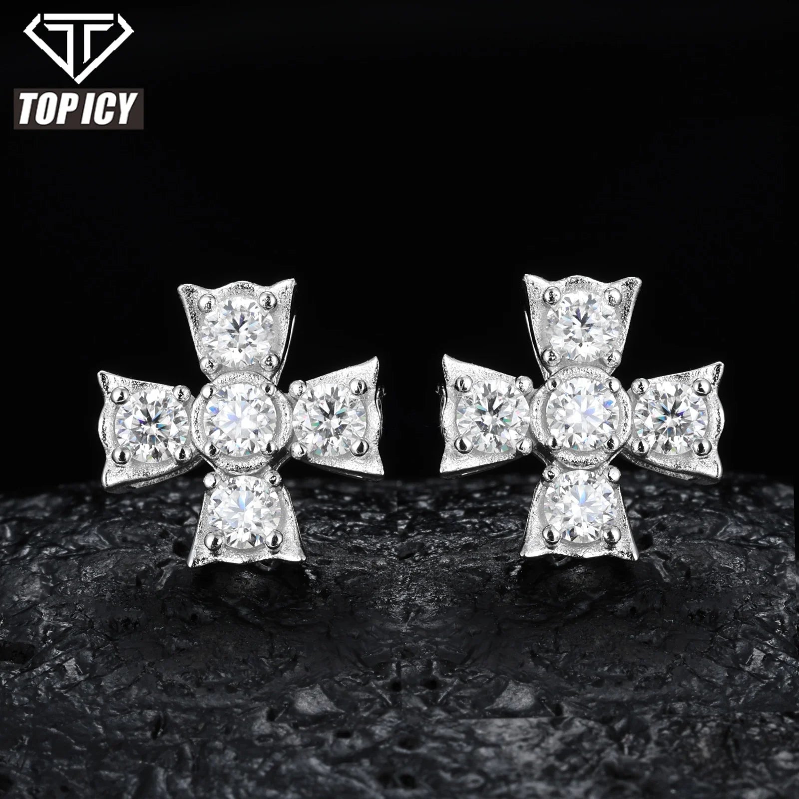 New Design Sparkling 925 Sterling Silver Flower Jewelry VVS D Moissanite Earrings Hip Hop Four Leaf Stud Earrings for Wedding