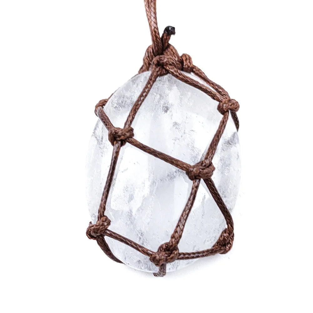Hongzhuo Wholesale Crystal Beautiful Clear Quartz Irregular Shape Tree of Life Pendant Necklace for Wedding Crystal Pendants Jewelry