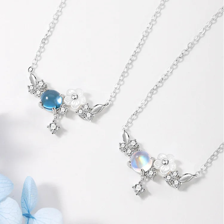 Chinese Style Clavicle Chain Moonstone Pendant Necklace Shell Moonstone Crystal Flower Necklace for Women and Girls