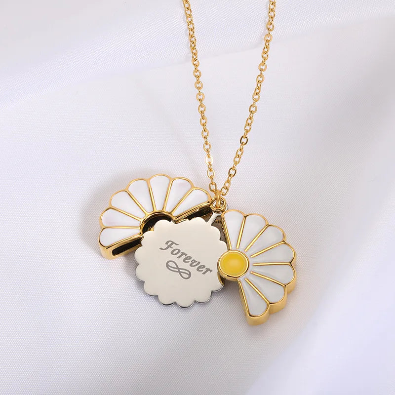 Boho Jewelry You Are My Sunshine of My Life Letter Necklaces Women Open Locket Sunflower Pendant Sunshine Necklace