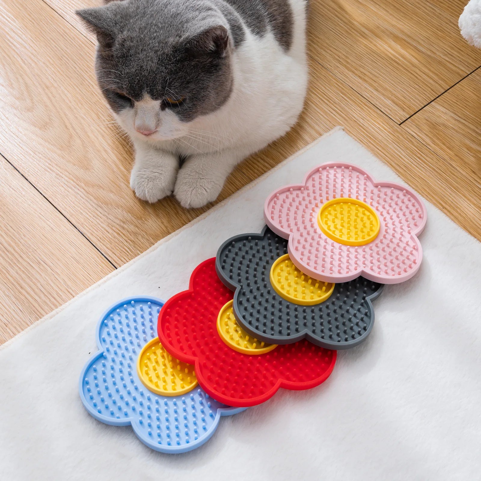 Portable Sunflower Design Two-Color Silicone Pet Food Plate Cute Cats and Dogs Outdoor Travel Water Supplies New Solid Pattern