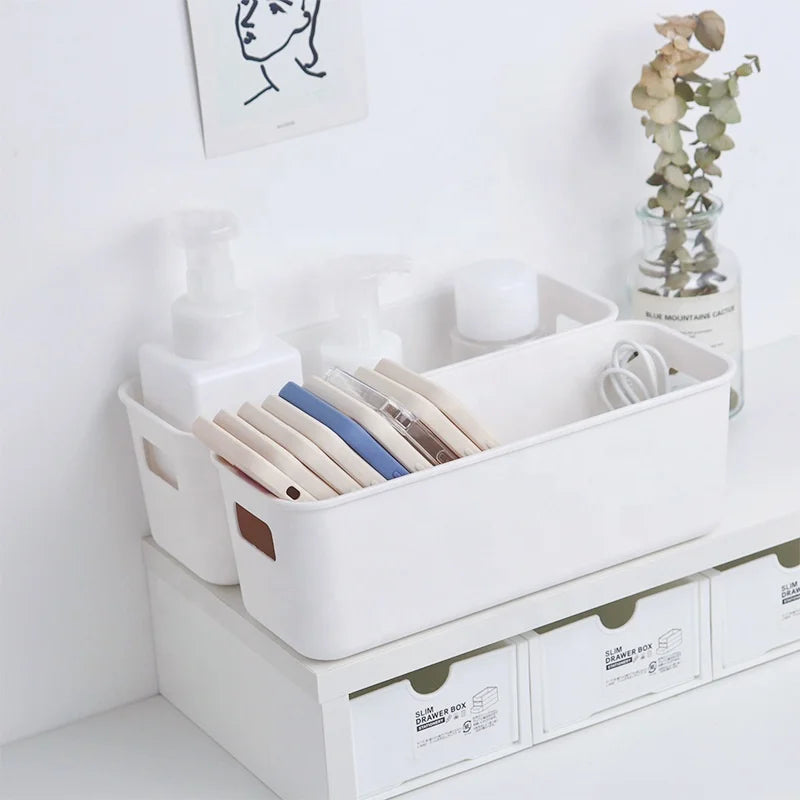 Beauty Supplies Multi-function White Plastic Cosmetic Skincare Product case Storage Boxes Portable Containers Desktop Organizer
