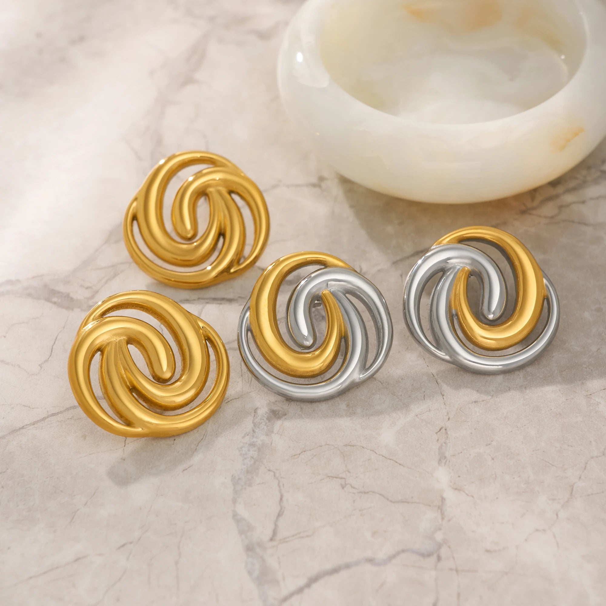 NEW ROUND STRIPED SWIRL TWIST MIX COLOR EARRINGS Dazan New Ins Trendy 18k Pvd Gold Plated Stainless Steel ACTOR PROP JEWELRY