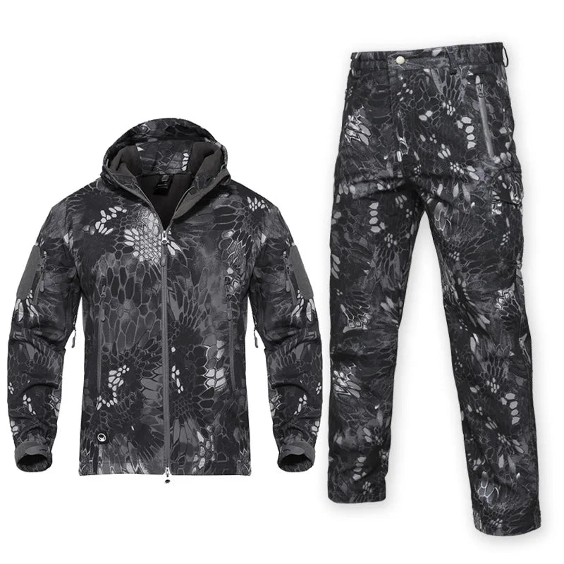 Waterproof Camouflage Combat Outdoor Softshell Suit Formal Style Breathable Waterproof Jacket and Pants