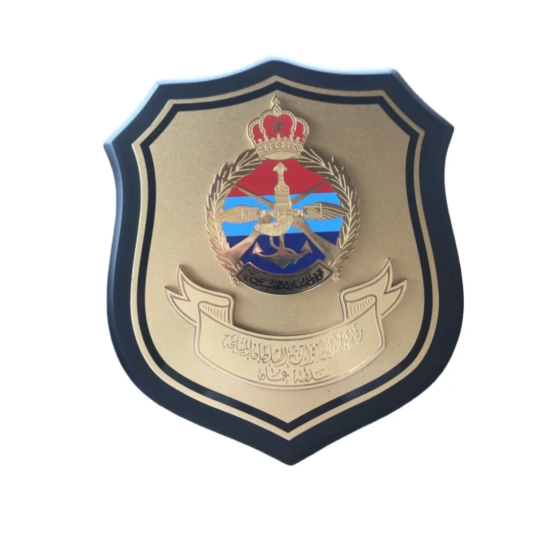 Oman  logo Custom Design Promotion Gift Round Shape Gold Metal Plate Award Metal Plaques with Wooden Box
