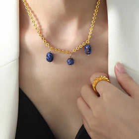 New Court Style Lapis Lazuli Agate Bead Natural Stone Pendant Necklace Titanium Steel 18k Gold Plated Clavicle Chain for Ladies