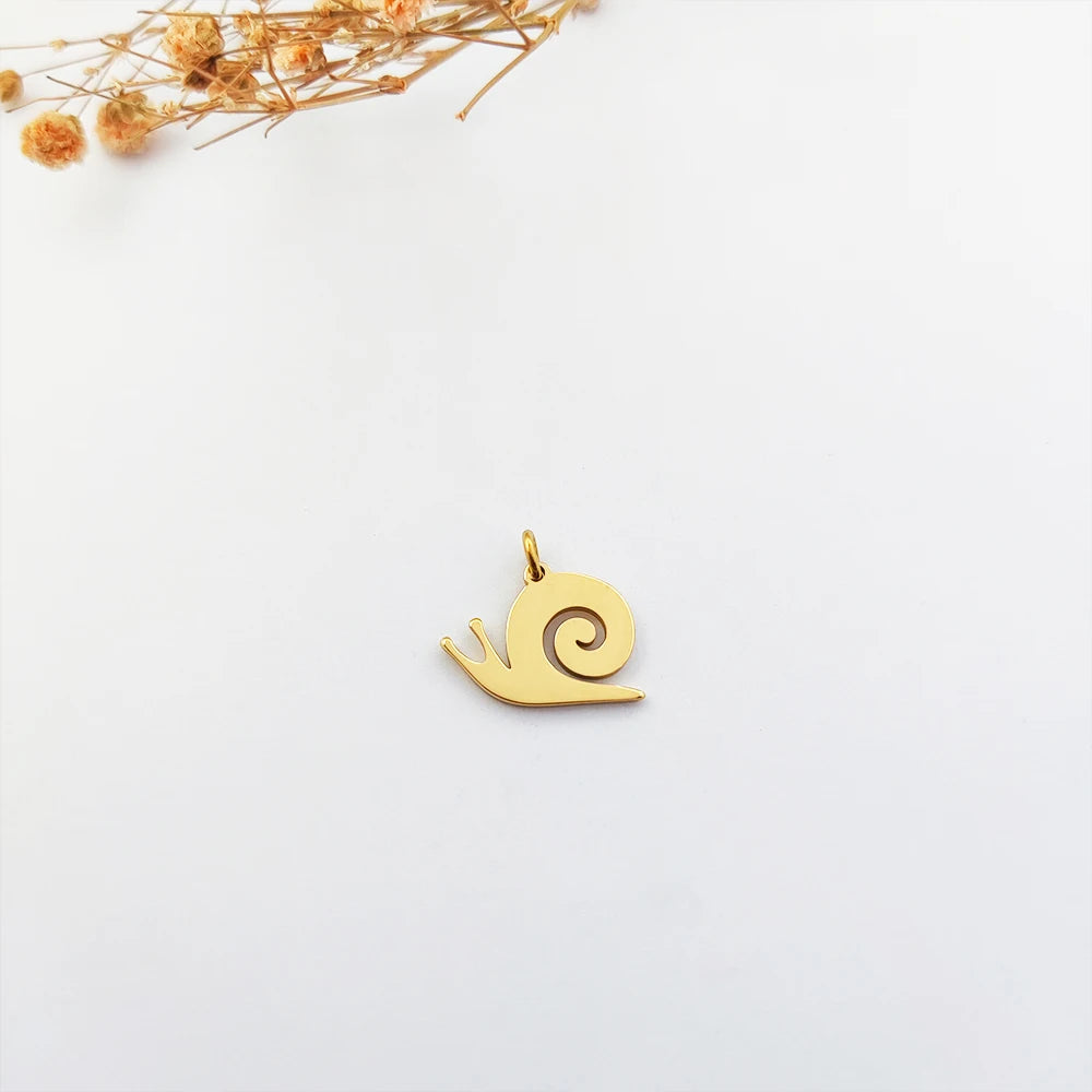 Stainless Steel Cute Snail Necklace Animal Charm Vegan Friendly Waterproof Girls Cute Jewelry