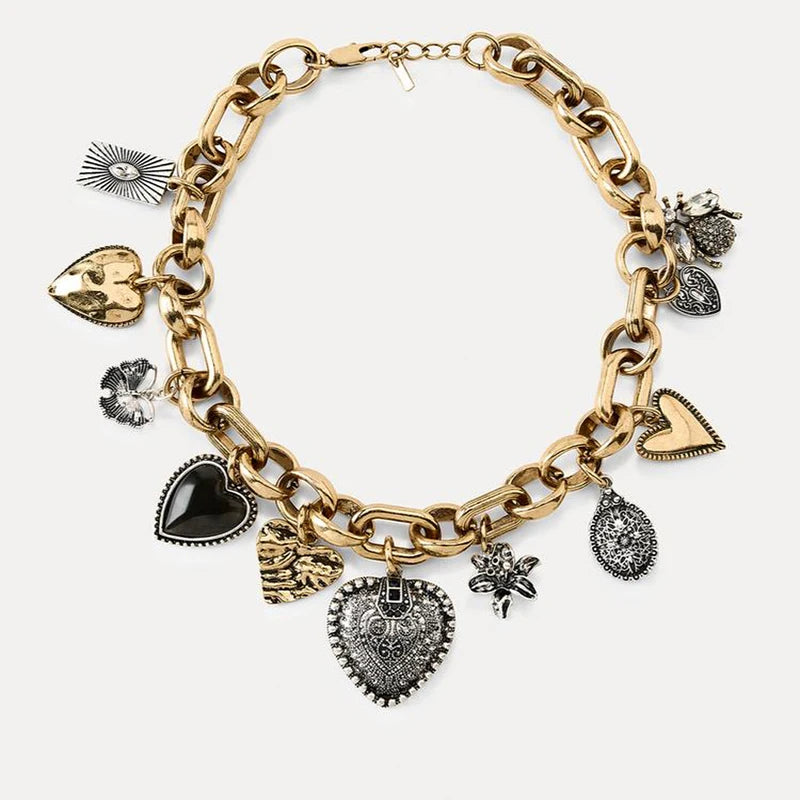 2025 New Arrival Exaggerated Retro Trend Creative Design Alloy Micro Love Heart Vintage Pendants Chain Statement Gold Necklaces