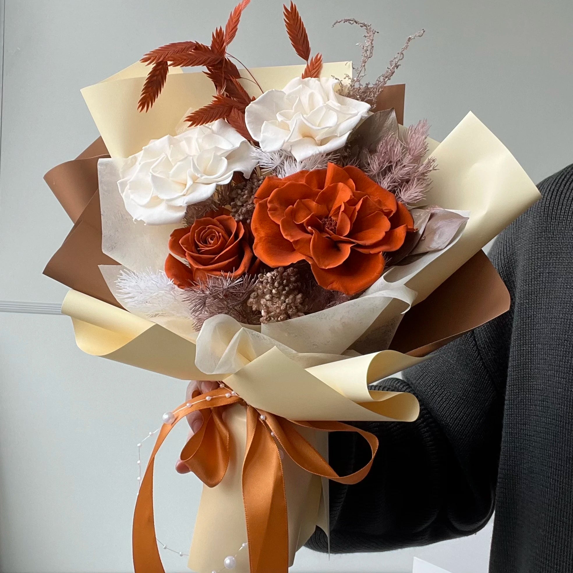 Lovebay Mother's Day Wholesale Preserved Roses in Gift Box Long Lasting Eternal Forever Rose Flower Bouquets of Preserved Roses