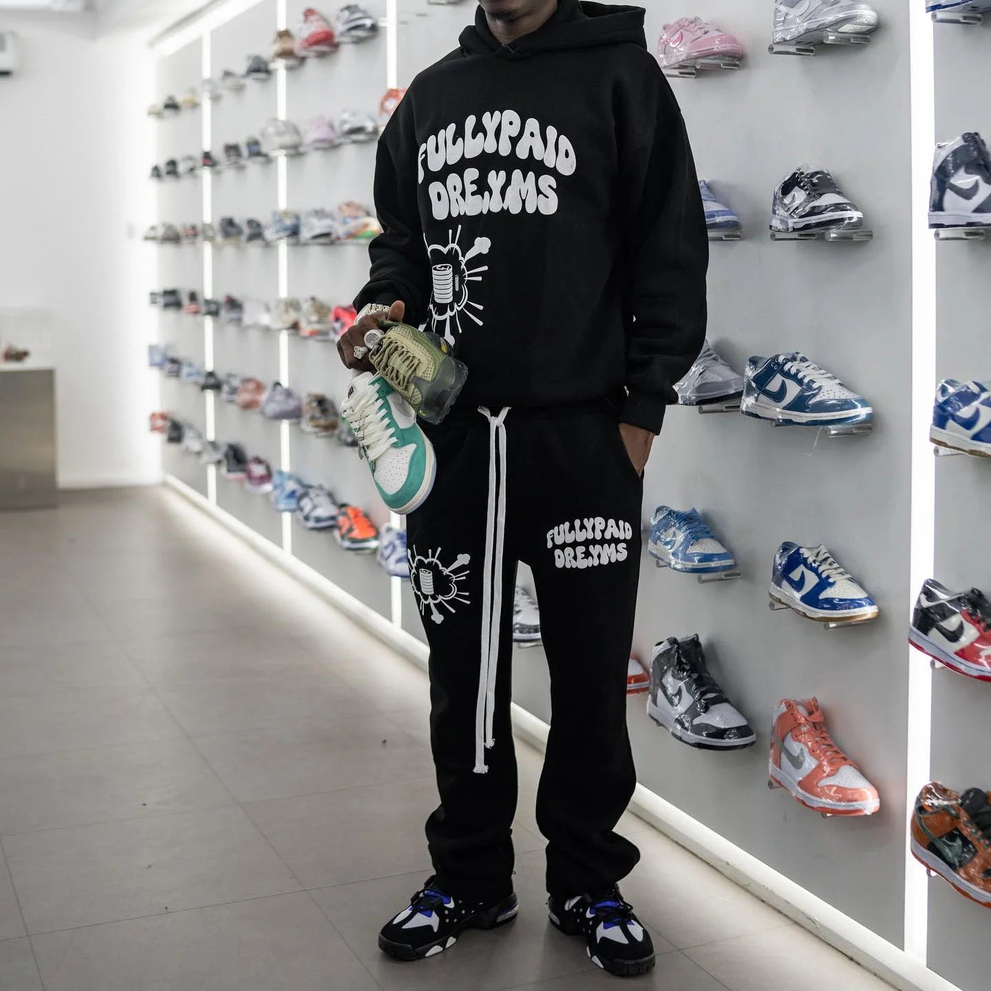 Custom Logo Mens 100% Cotton Heavyweight French Terry 3D Puff Print Streetwear Tracksuit Flared Stacked Sweatpants Hoodie Set