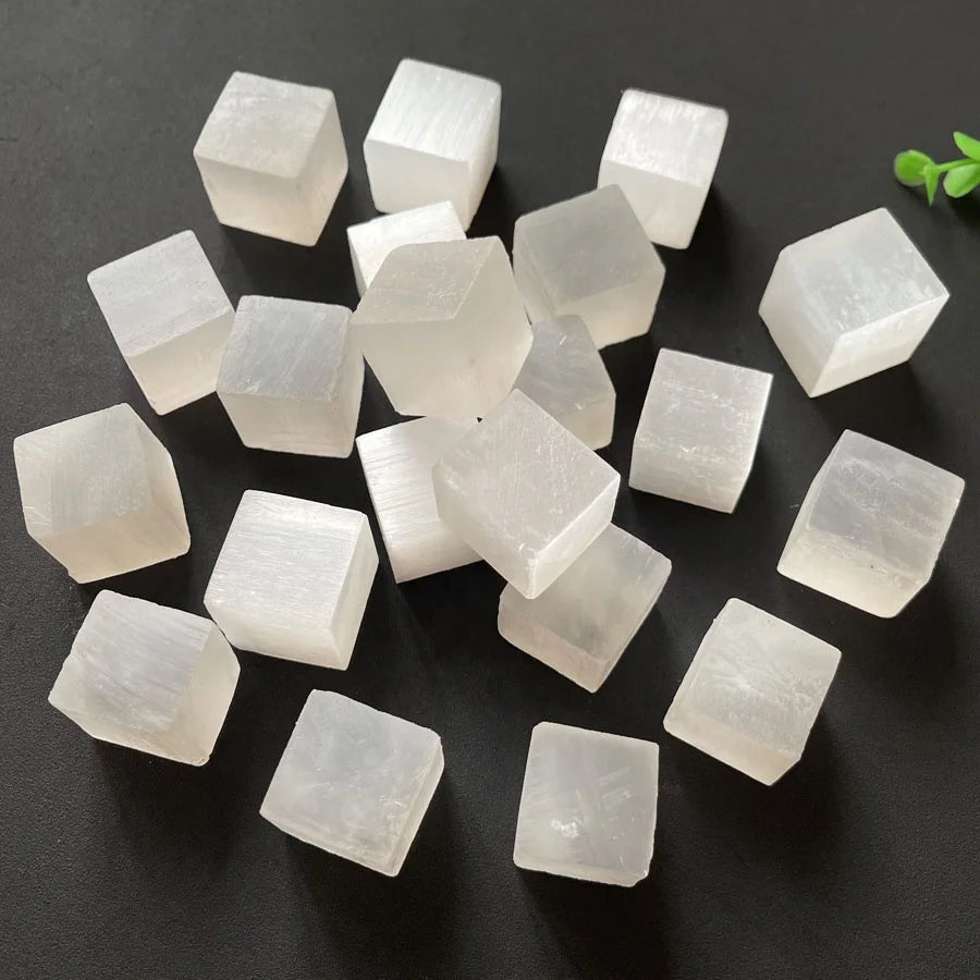 Natural Energy Healing Square Gypsum Crystal Quartz Selenite Cubes for Healing