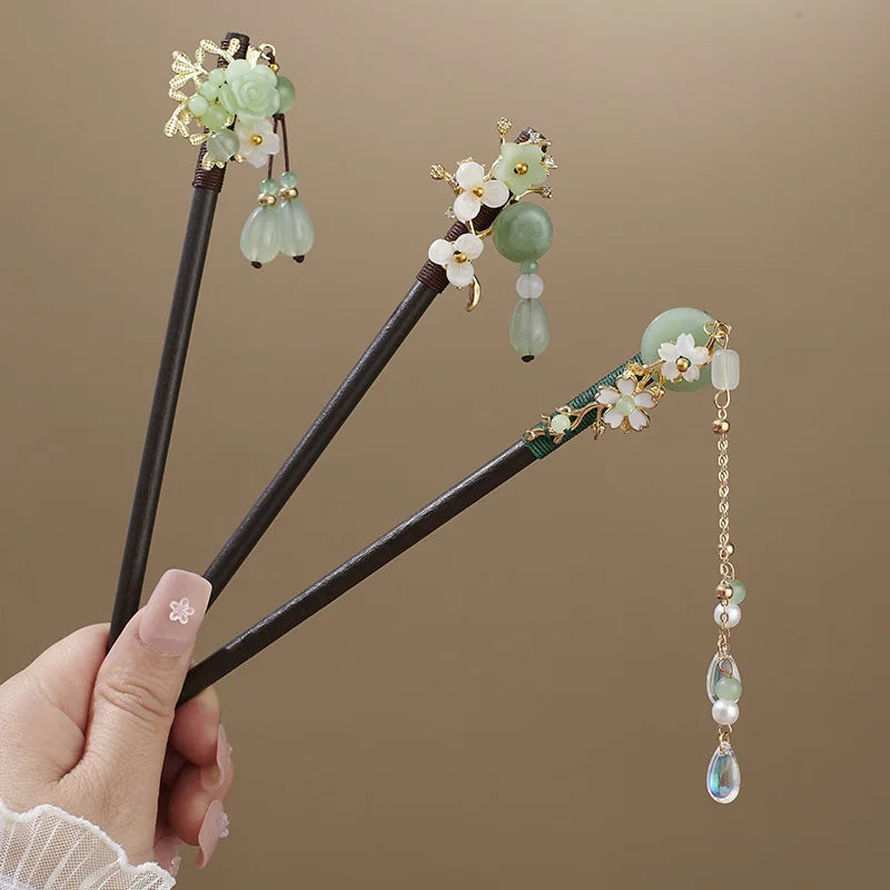Vintage Chinese Ancient Wooden Hairpin Hair Sticks Hairpin Cheongsam Hanfu Tassels Headdress Hair Chopsticks for Female