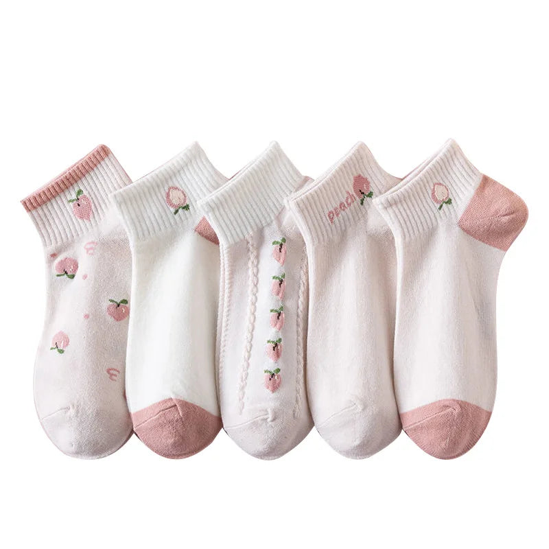 Ins Hot Selling Factory Wholesale Cute Teen Girls Cotton Socks Cartoon Elite Socks