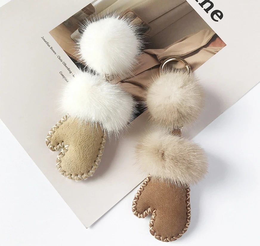New Design Custom Fashion Cute Small Pompoms Keychain Lamb Mink Fur Bag Charm Pendant for Women