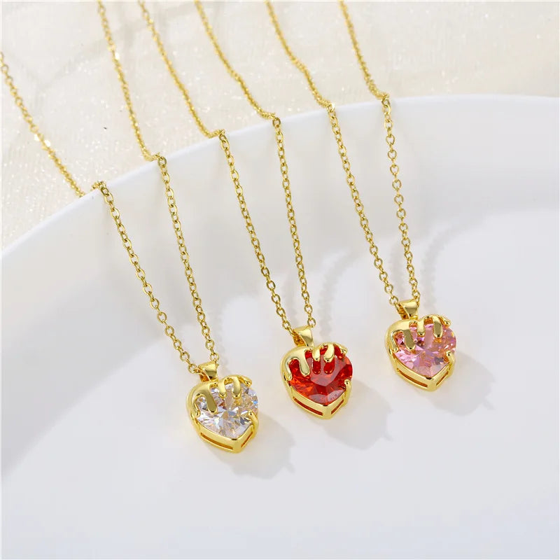 Luxury Gold Plated Strawberry Shape Necklace Bright Colorful Stainless Steel Crystal Diamond Heart Necklace