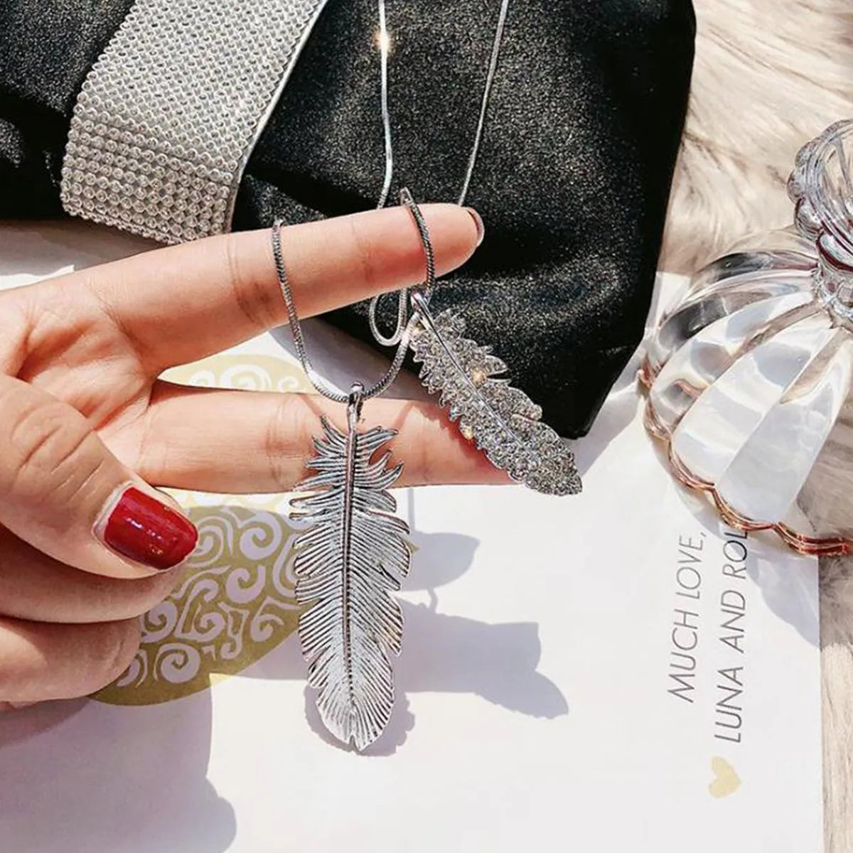 Fashion Women Crystal Rhinestone Feather Pendant Long Sweater Chain Necklace Jewelry Gift