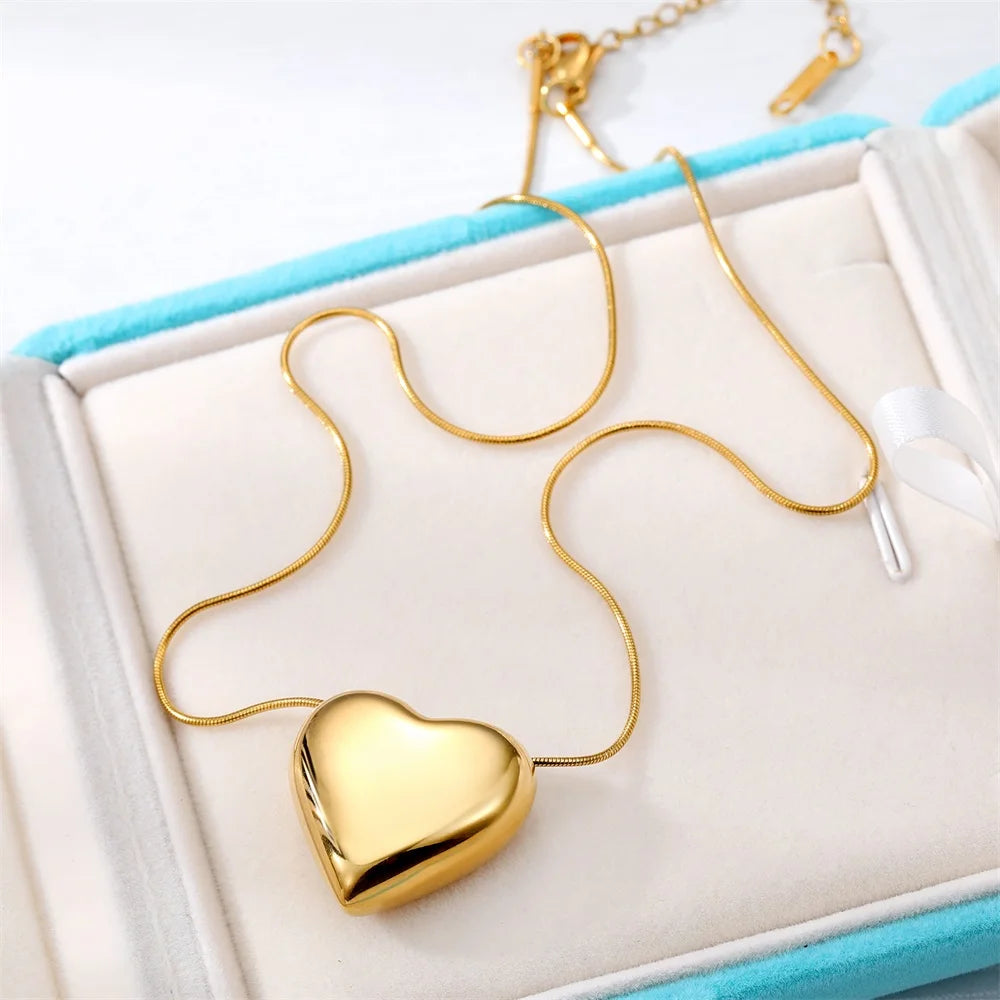 KISSWIFE 18k Gold Plated Stainless Steel Romantic Lover Heart Pendant Necklaces Jewelry for Women