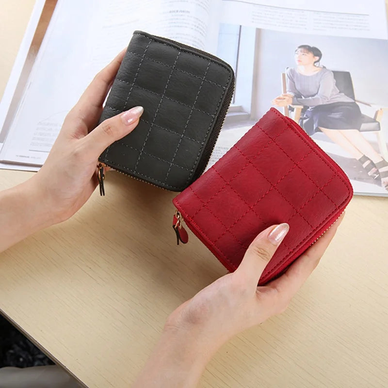 Plain Pattern Small Wallets for Women Fashionable Designer Wallets for Women Travel Luxury Quilt Leather Card Wallet