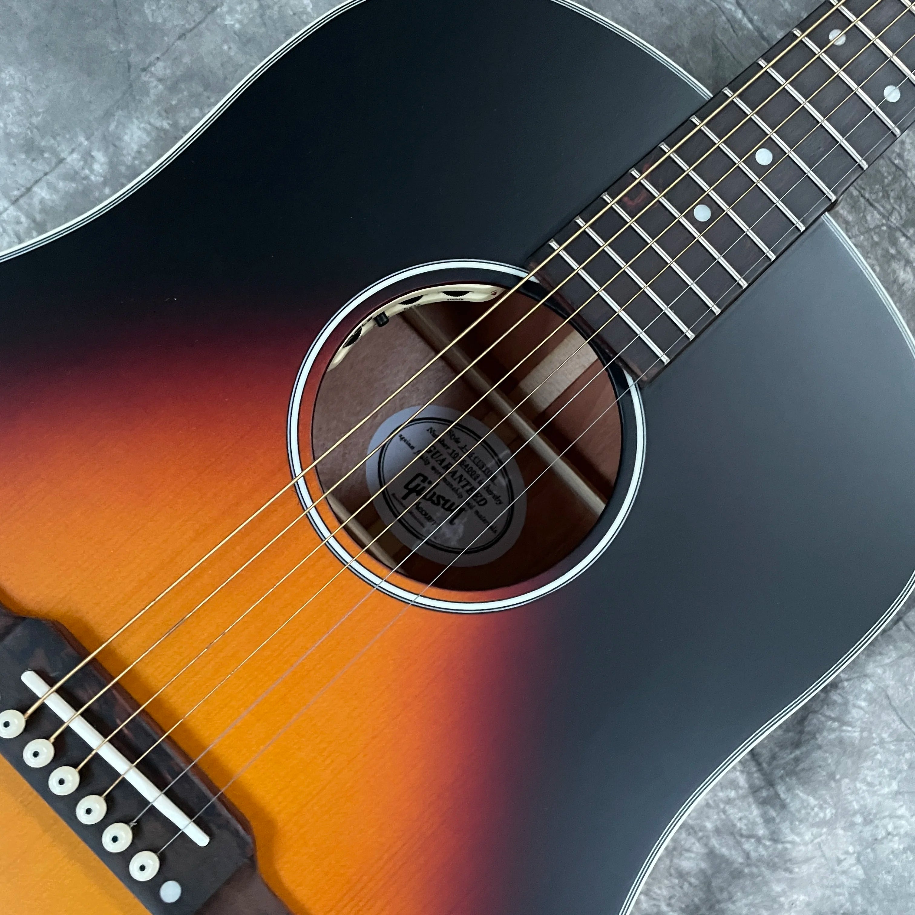 J45 Acoustic Guitar with Solid Spruce Top and Mahogany Back/Side Matte Sunburst Finish EQ Fast Shipping