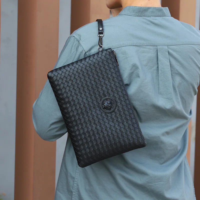 Factory Price Woven Leather Business Clutch Pu Leather Black Wristlet Weave Man Clutch Bag Young Long Zipper tiger Head Wallet