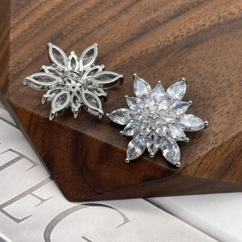 23mm Flower Shape Zircon Glass Buttons Alloy with Rhinestone for Clothing Accessories Plating Technique Shank Style