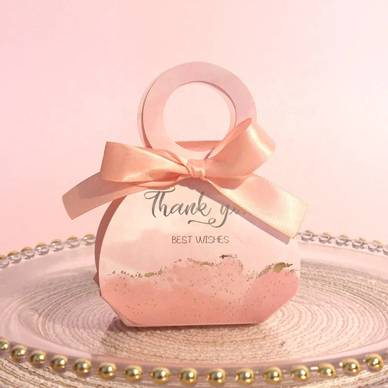 Yiwu Cheap Wholesale Paper Material Wedding Souvenirs Empty Pillow Shaped Favors Thank You Pink Wedding Party Box for Door Gifts