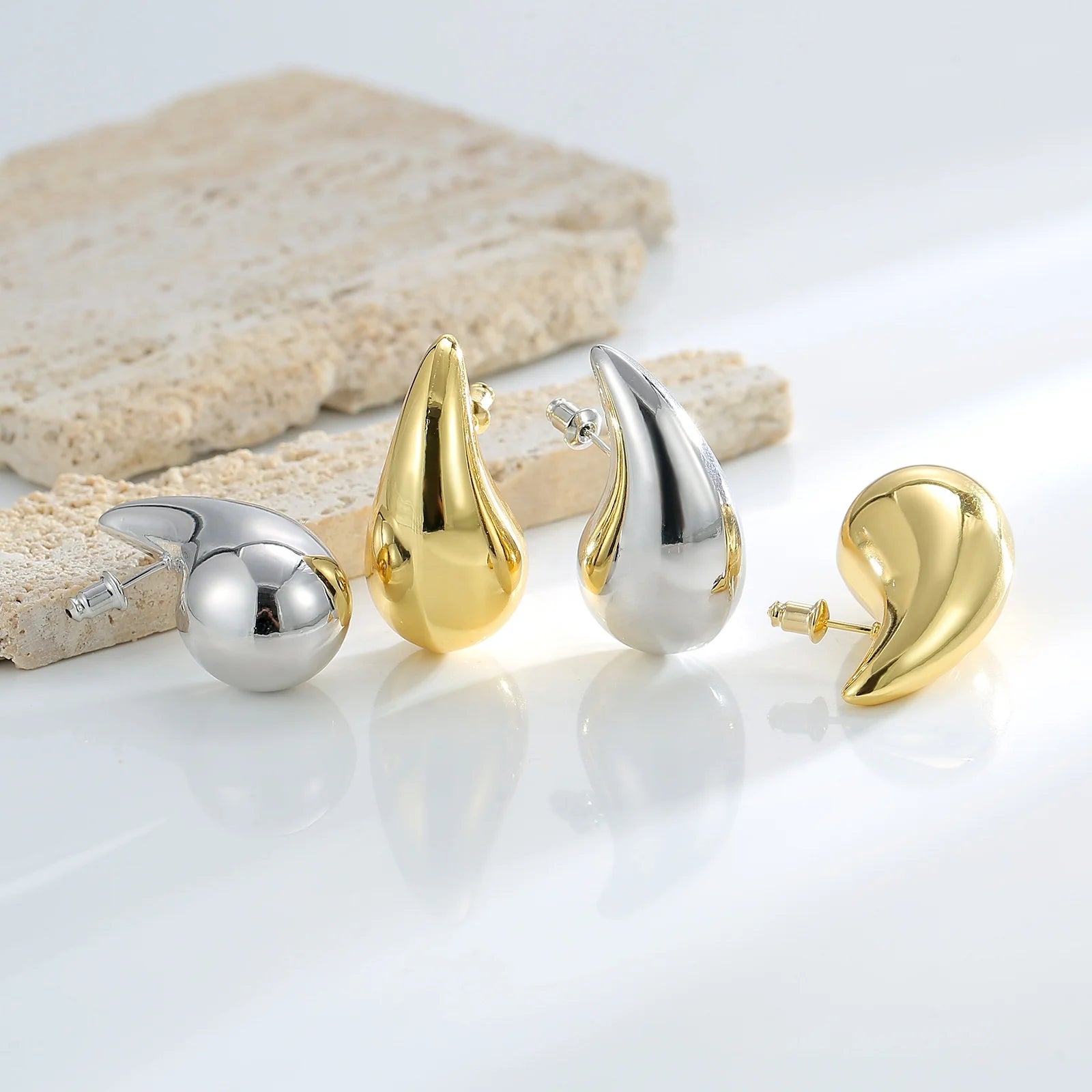 Chunky 18k Gold  Stainless Steel Hollow Bottega Earrings for Women Hypoallergenic Lightweight Waterdrop Stud Earrings Jewelry