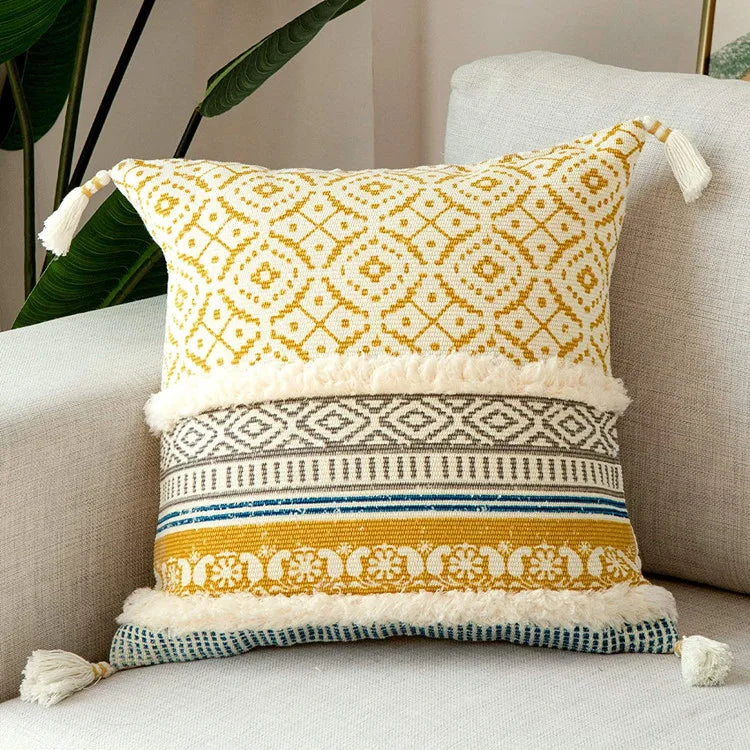Boho Tufted Decorative Throw Pillow Covers for Couch Sofa Modern Moroccan Pillow Case With Tassels/