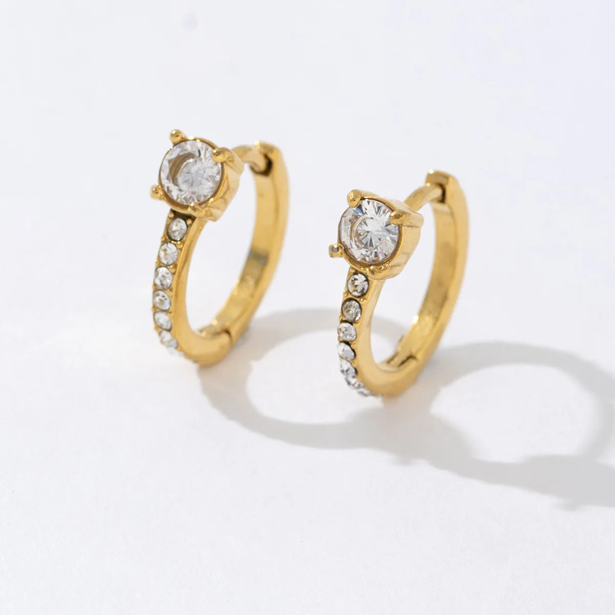 Trendy Fashion Round Rhinestone Earings Steanless 18k Gold Stainless Steel Waterproof Small Hoop Earrings