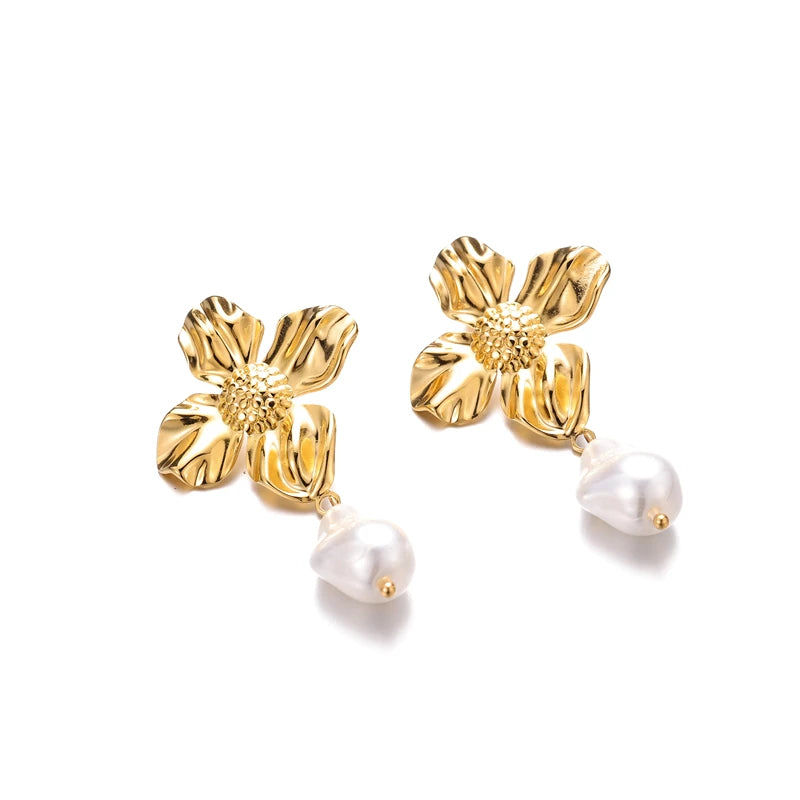 Exquisite 18K PVD Gold Plated Stainless Steel Flower Earrings Fashion Fresh Water Pearl Drop Earrings