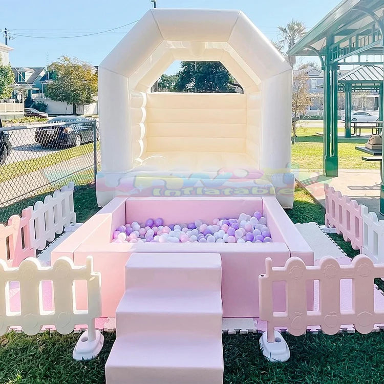 Commercial Grade Foldable Soft Play Area for Kids Inflatable White Bounce House with Ball Pit