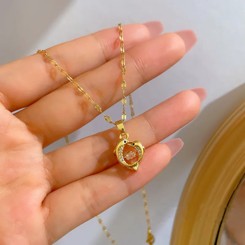 Fashion Sparkling Zircon Dolphin Pendant Necklace No Tarnish Gold Stainless Steel Chain Dolphin Necklace for Mother's Day Gift