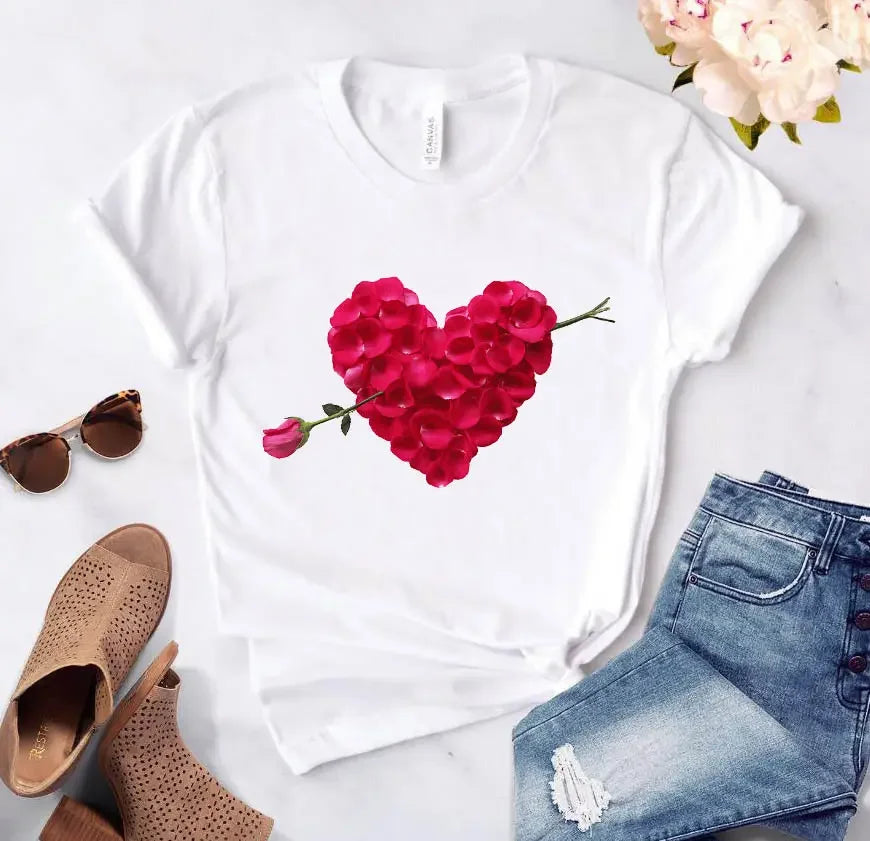 2026 Sell Like Hot Cakes Printed T-shirts Women's Printed T-shirt With Heart Plus Size T-shirts for Girls