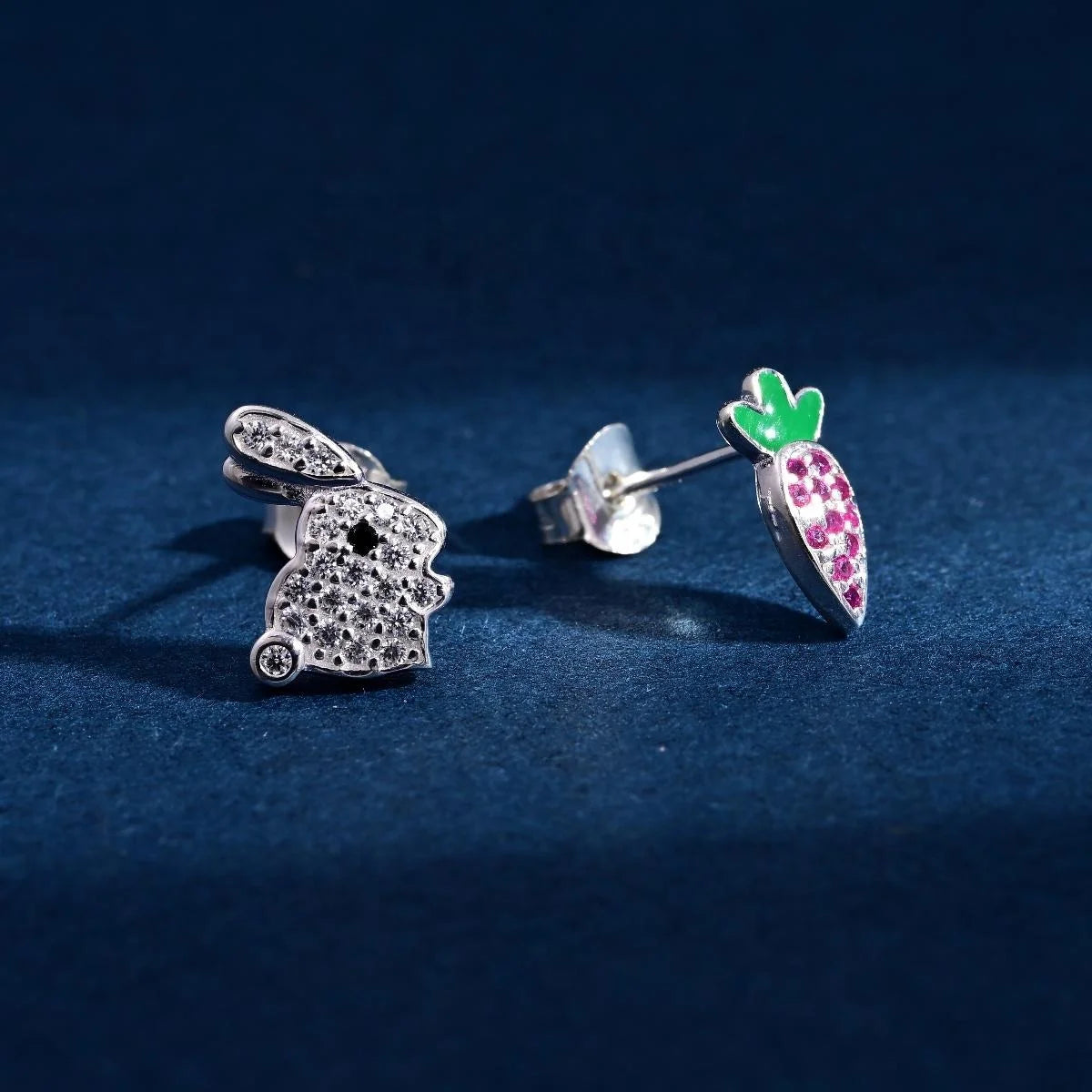 Wholesale Earrings Jewelry Rhodium Plated Cubic Zirconia Carrot Rabbit Stud Earring 925 Sterling Silver Fine Jewelry Earrings