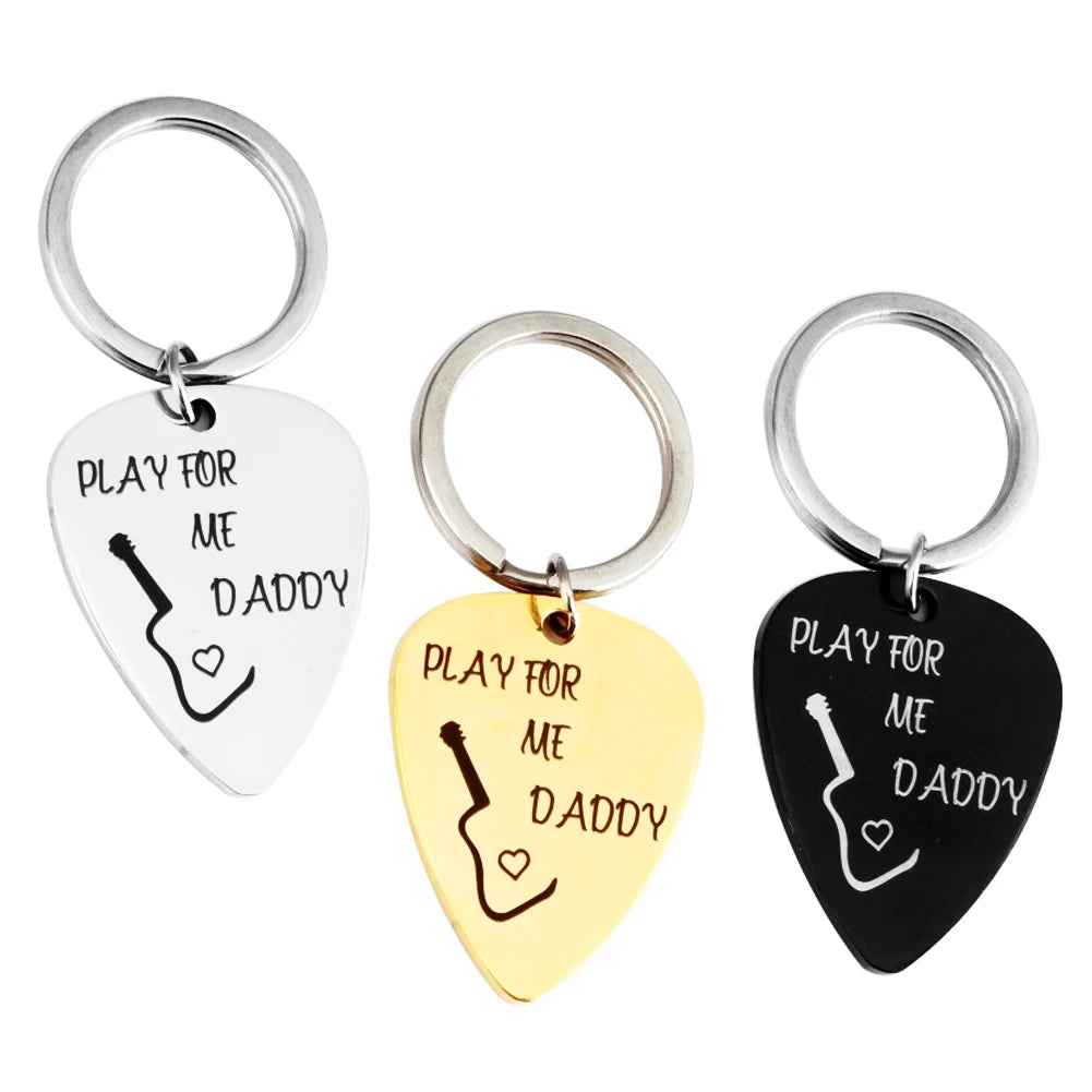 Custom Logo Play for Me Daddy Guitar Pick Keychain Father's Day Gift Promotional Keytags & Carabiners