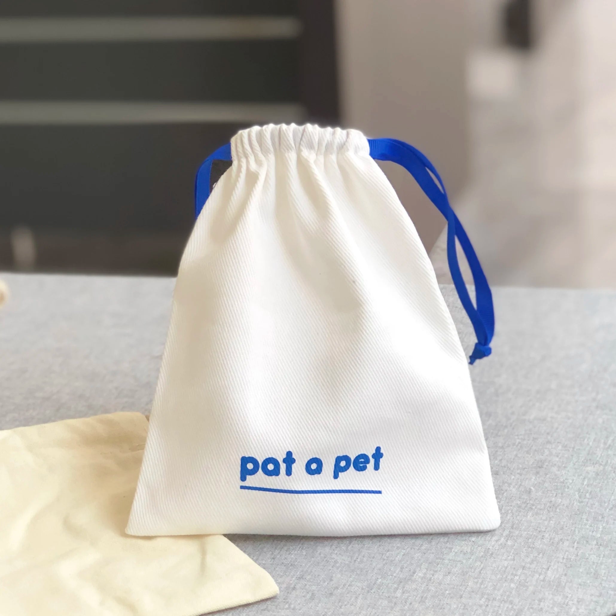 Custom Eco-Friendly Organic Muslin Cotton Drawstring Bag Small White Promotional Canvas for Carry Sustainable and Stylish