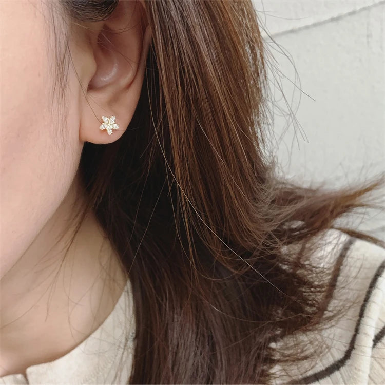 2025 Women White Cz Women Gold Plating Flower Stud Earrings