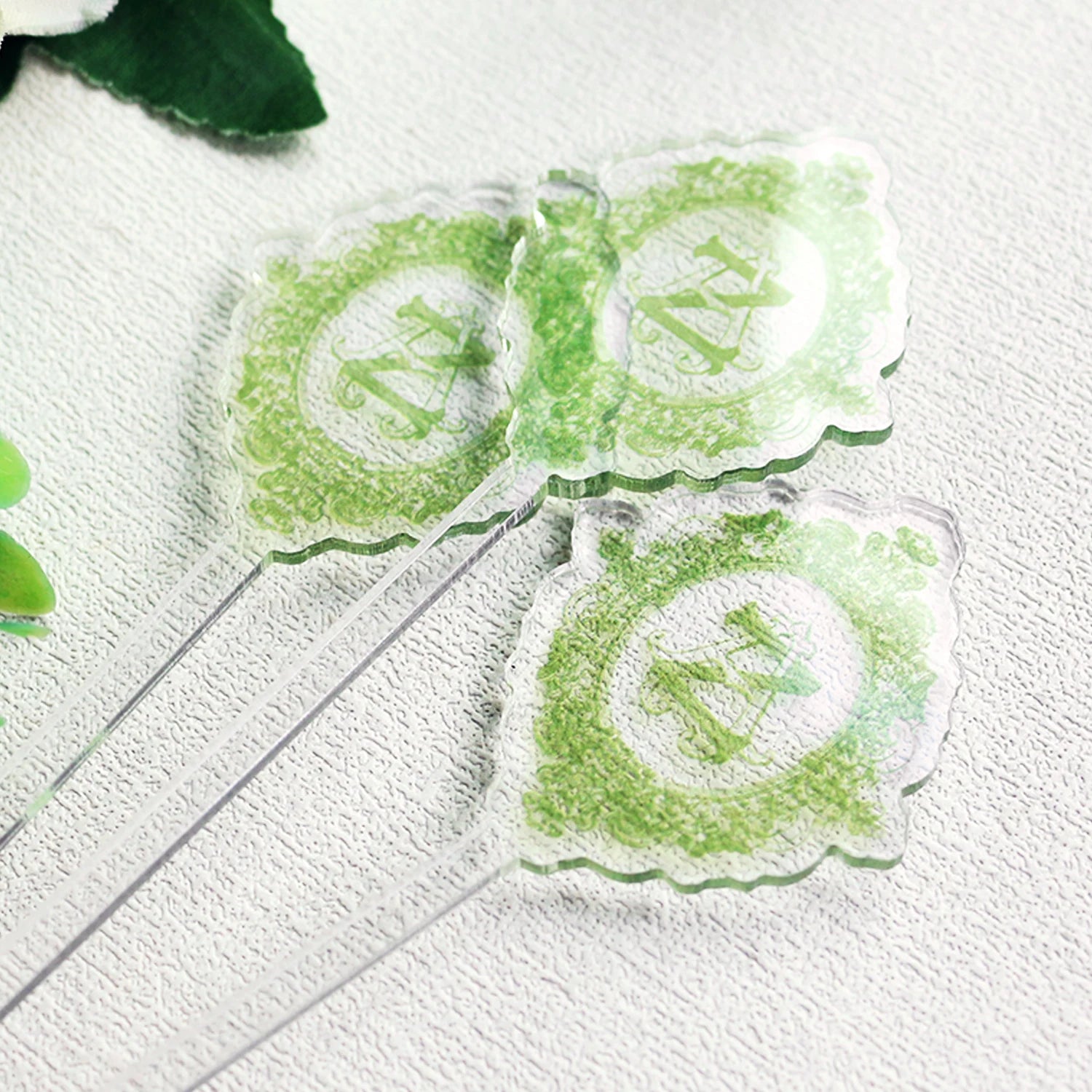 2025 Custom Light Green UV Color Printing Custom Logo and Pattern Transparent Acrylic Drinking Stir Stick for Wedding Party Bar