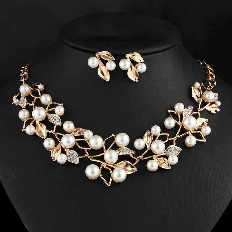 XT-129 Wholesale Fashion Women Ear Neck Jewelry Kit Earrings and Alloy Crystal Pearl Charm Necklace Stud Earring Jewelry Set
