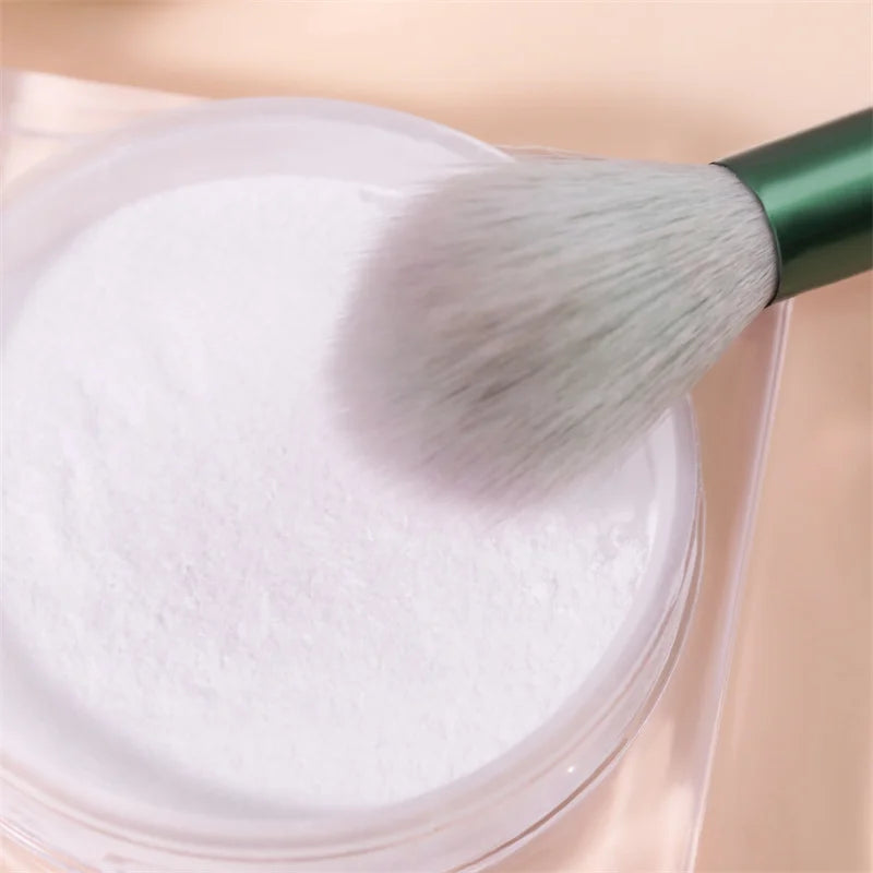 High Quality OEM Talc Free Vegan Daily Need Makeup Cooling Water Powder Foundation Private Label Face Loose Setting Powder
