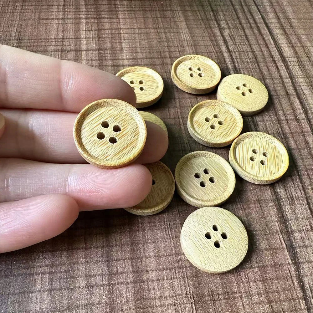 200pcs/bag Eco Friendly 2cm Four Hole Round Nature Bamboo Button for Quilt Cover