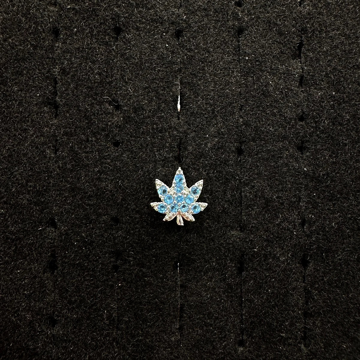 New Fashion Punk Blue Zircon With Copper Maple Leaf Shape Nose Ring Stainless Steel L Shape Nose Studs Nostril Piercing Jewelry