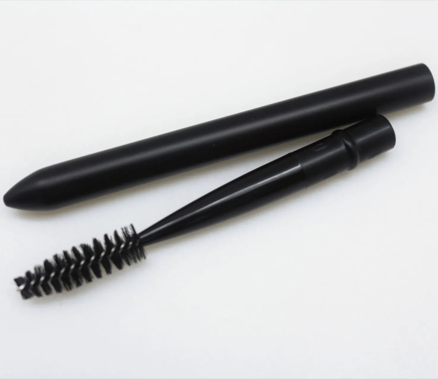 With Lid Black Makeup Brush Mascara Spooly for Eyelashes Lash Spoolie Extensions Cleanser Brush Retractable High Quality