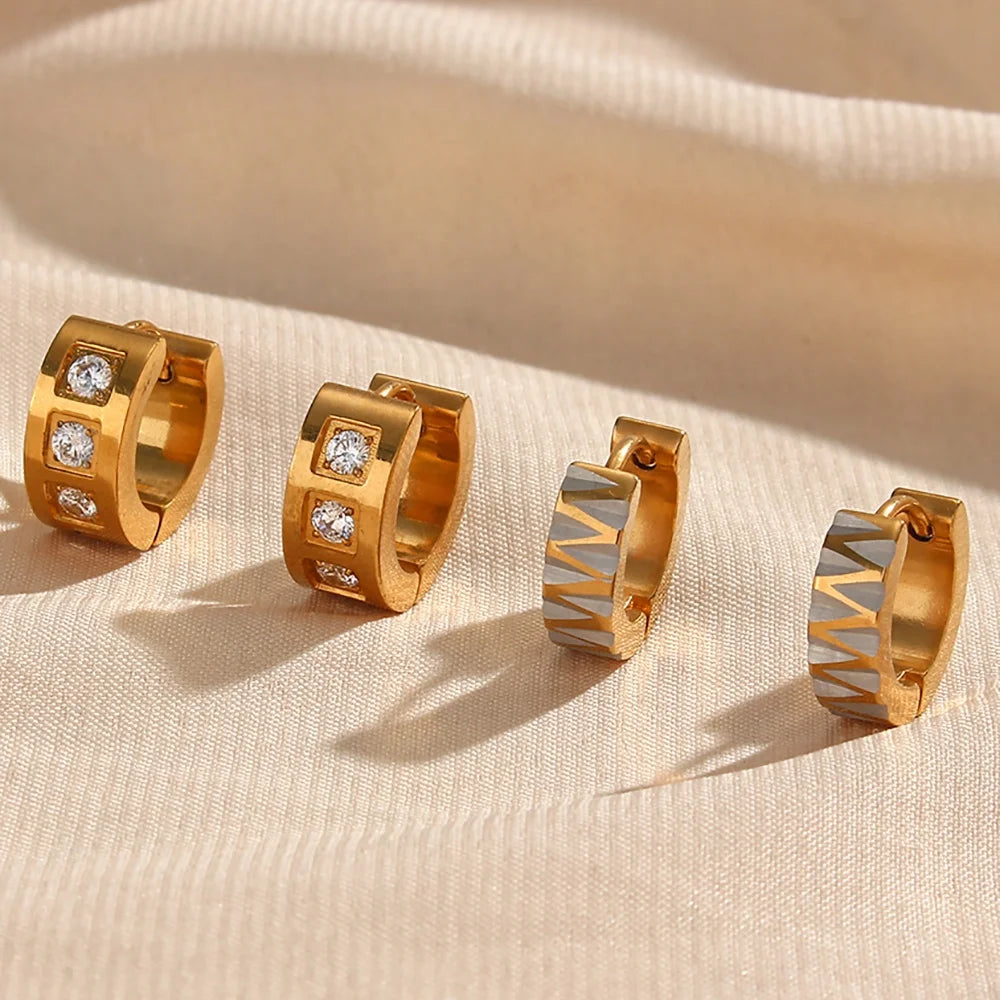 Dainty Gary Triangle & Zircon Design Pvd Gold Plated Earring Stainless Steel Huggie Earrings Women Jewelry